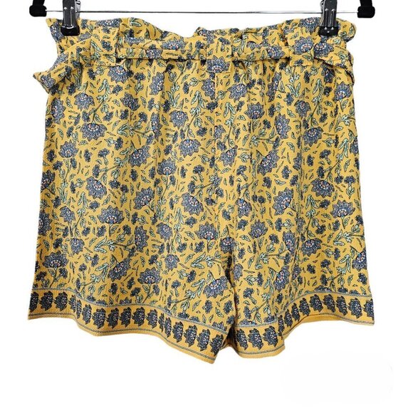 Max Studio Paper bag High Waisted Floral Crepe Tie Waist Shorts - Picture 6 of 8